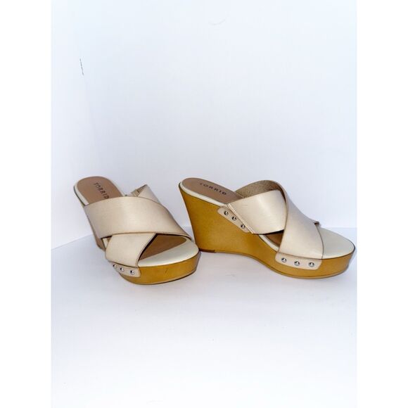 Torrid Platform Wedge Sandal Studded Faux Wood Crisscross Bone Beige Boho 8 WW - Picture 2 of 14